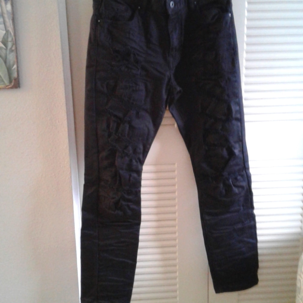 Mens Smoke Rise DMM Co Black Distressed Jean